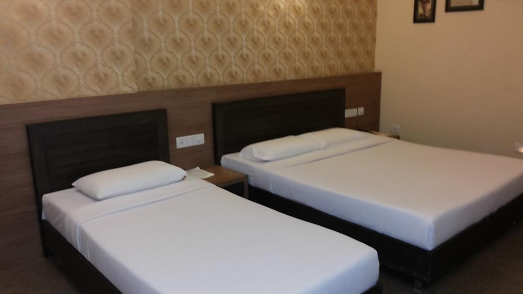 Adyar Ananda Bhavan Residency Hotel Bangalore Bilik gambar